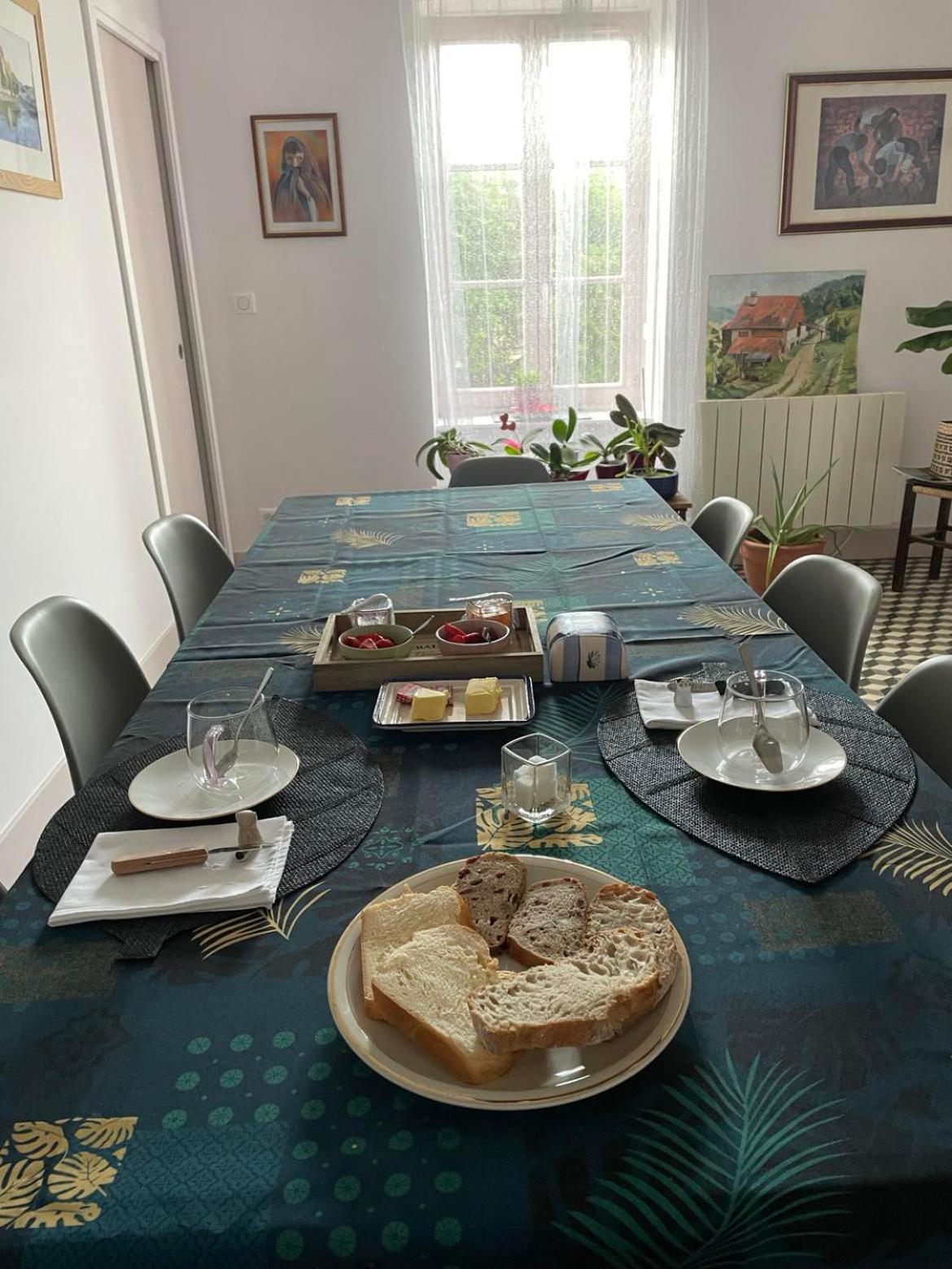 Bed and Breakfast Les Agapanthes Во-эн-Божоле Экстерьер фото